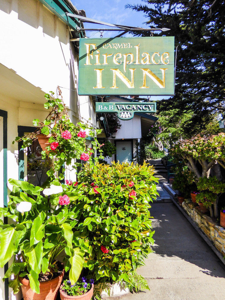 Carmel Fireplace Inn Eksteriør billede