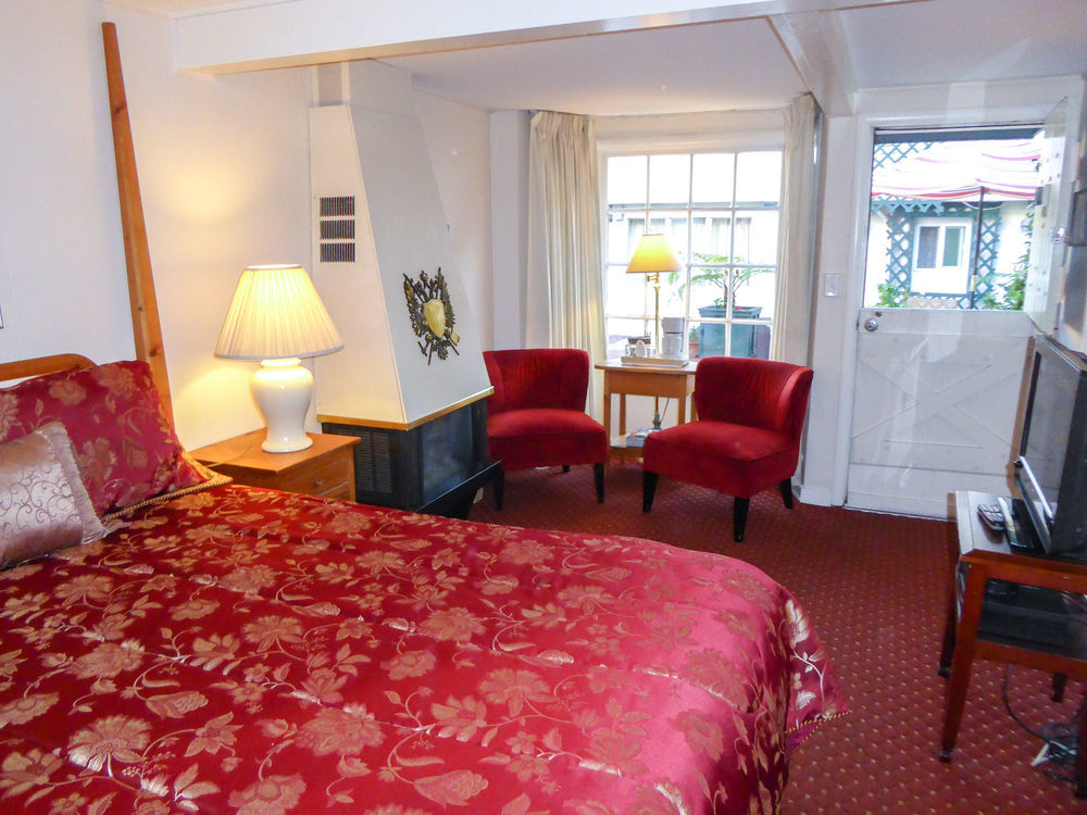 Carmel Fireplace Inn Eksteriør billede